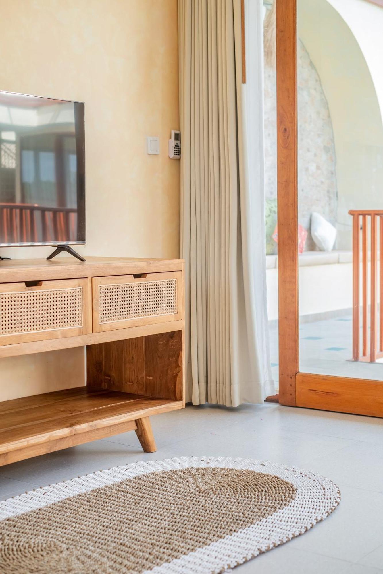 Ellisani Bali Apartamento Canggu Quarto foto